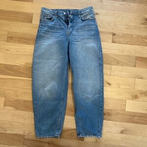 H&M barrel jeans